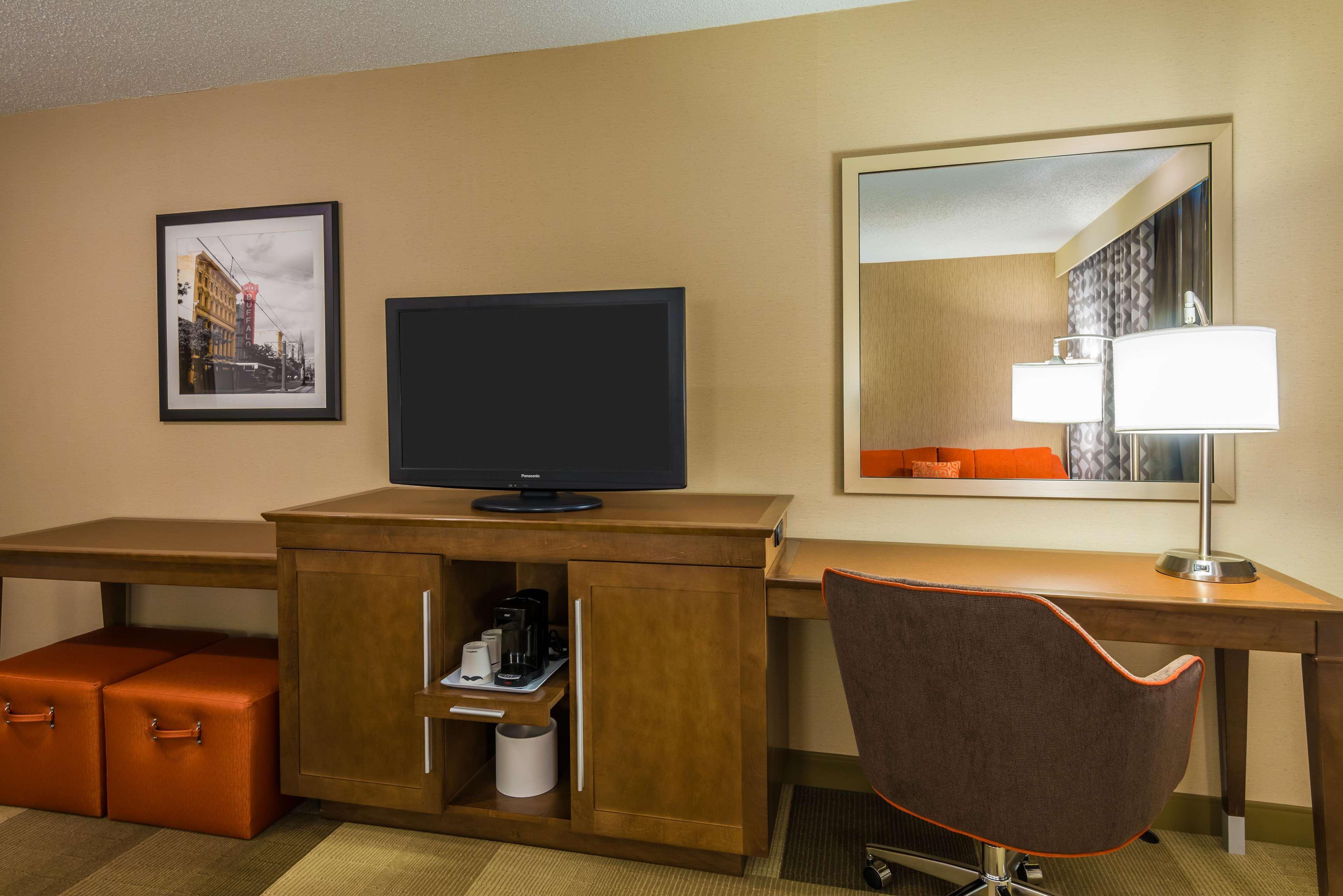 Hampton Inn Buffalo-Airport Galleria Mall Cheektowaga Exterior foto